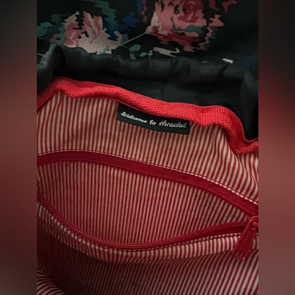 Herschel Backpack - Picture 4 of 6